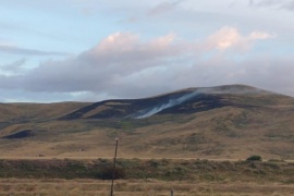 Se controló el incendio en cercanías a Rospentek