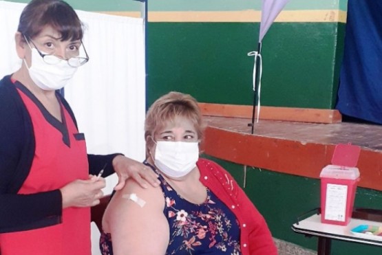 El Área Programática Norte aplicó 763 vacunas contra el COVID en la Meseta y Puerto Pirámides