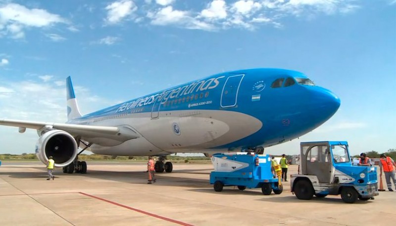 Vuelo de Aerolíneas Argentinas con un nuevo cargamento de vacunas Sputnik V 