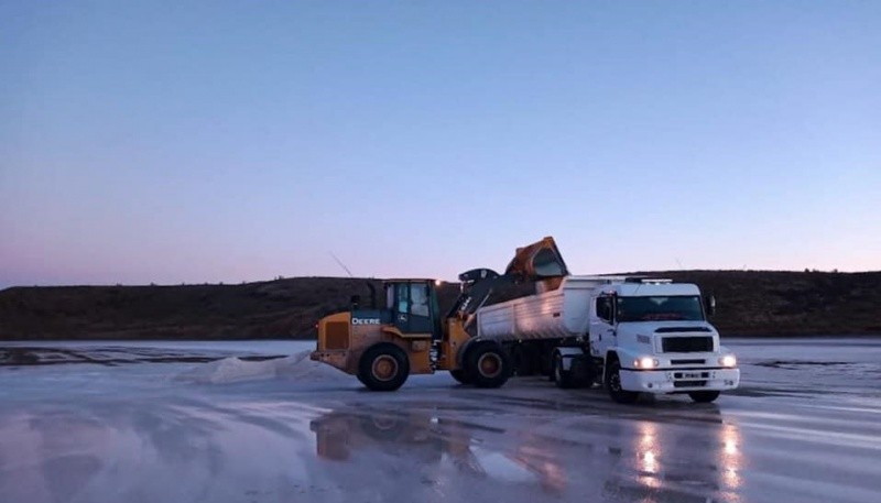  Salinas y acopio de sal en San Julián.