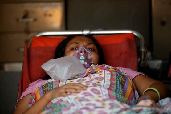 Récord mundial de contagios: India registró más de 332 mil casos diarios de coronavirus