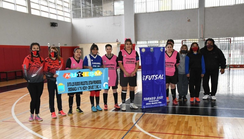 La campaña municipal “No a los Ruidos Molestos” llegó a la Liga Sur de FUTSAL de Río Gallegos 