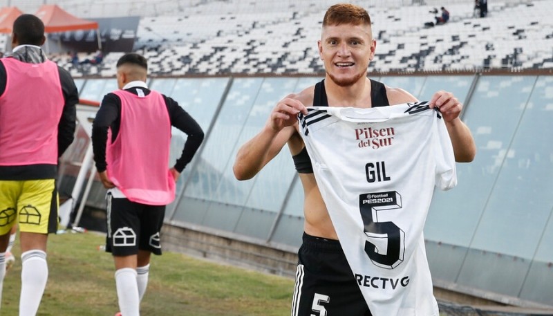 El “Colo” Gil la rompe en Chile.