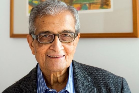 Amartya Sen, Premio Nobel de Economía 1998, señala a la participación ciudadana en las decisiones políticas como condición necesaria para el desarrollo.