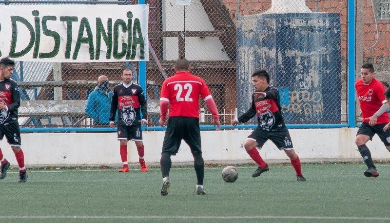 El Lobo, otra vez con contundencia.