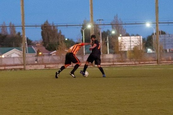 Los partidos de este sábado se van a jugar en el Boxing y a puertas cerradas.