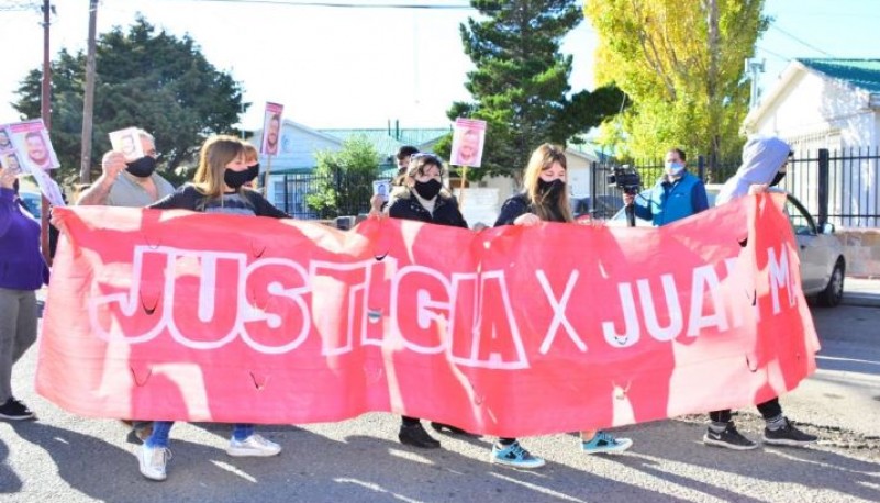 La familia y allegados piden justicia por Juan Manuel. (Foto: C.R.)