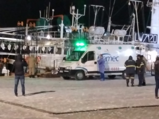 Un buque de Mar del Plata ante casos de coronavirus ancló de emergencia en Comodoro