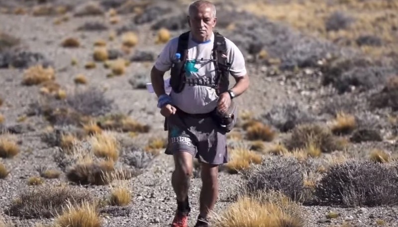 Sixto corriendo (Captura de video).