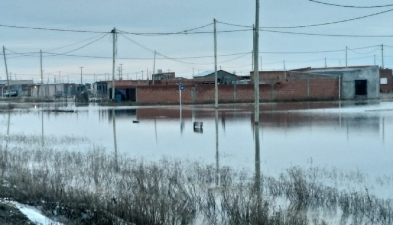 Inundación en agosto del 2020, en el San Benito, por el deshielo.