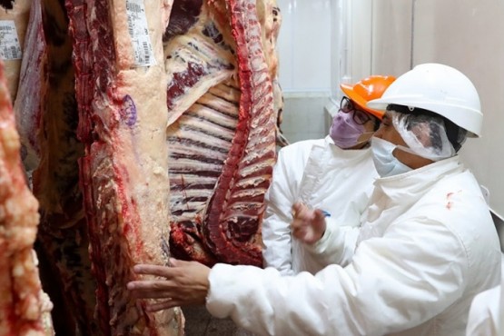 La FIAS apoya las medidas de la Mesa de Enlace por el cierre de exportación de carnes.