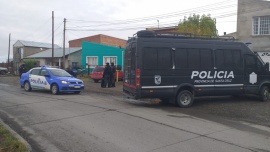 Operativos tras denuncia por amenaza con arma de fuego en Río Gallegos