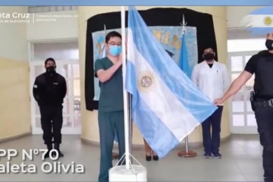 Hubo izamiento virtual de la bandera.