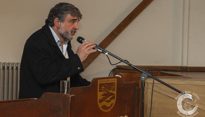 El intendente de San Julián, Daniel Gardonio, cuestionó la no aplicación del semáforo epidemiológico