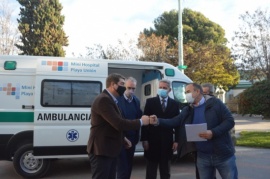 El Mini Hospital de Playa Unión recibió una ambulancia