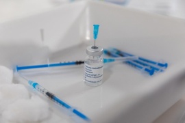 Llegarán 14.400 vacunas Astrazeneca a Santa Cruz