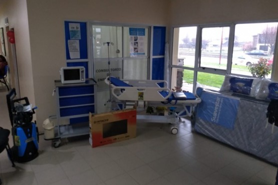 La Cooperadora del Hospital Rural de Trevelin, realizó una importante entrega de equipamiento