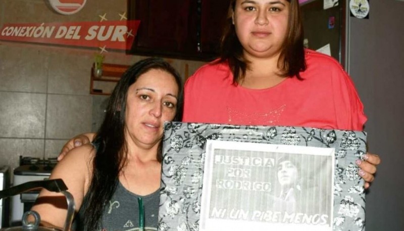 La madre de Rodrigo pide justicia.