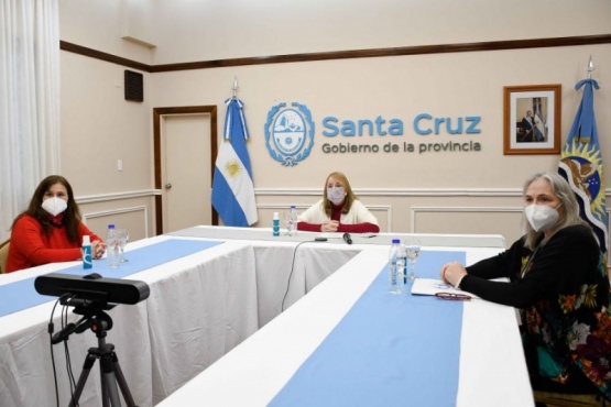 Alicia participó del lanzamiento de la Línea 102 en Santa Cruz.