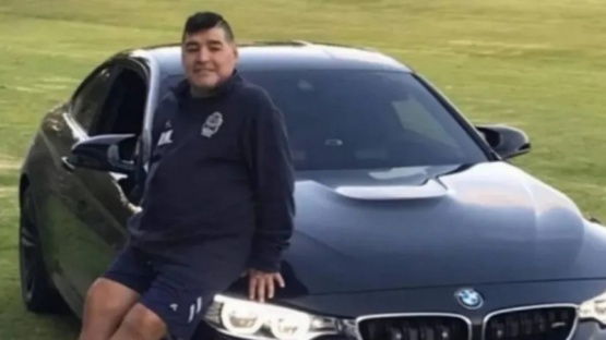 Inmuebles, autos de lujos y objetos personales: qué bienes de Diego Maradona serán subastados.