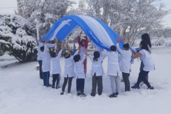 Más de 13 mil estudiantes prometerán su lealtad a la Bandera Argentina