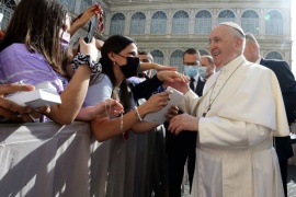 El Vaticano donó 5 respiradores a la Argentina