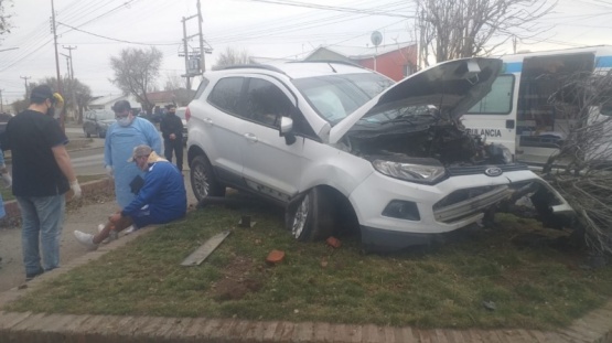 Un choque triple y un accidente de tránsito con minutos de diferencia en Río Gallegos