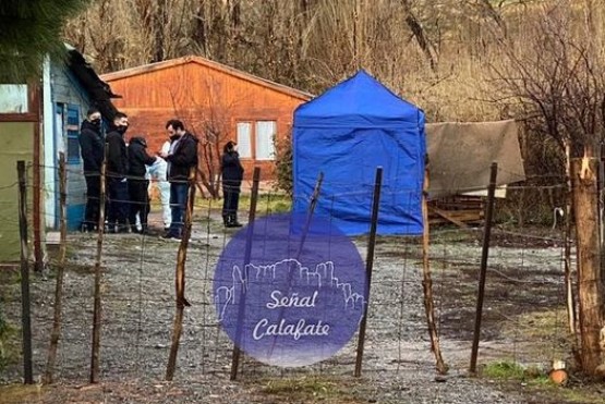 Oficiales de policía.  (Señal Calafate)