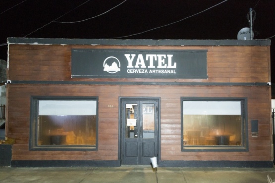 Cervecería Yatel se encuentra en Magallanes 353.
