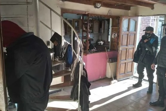 Se llevaron a cabo tres allanamientos en diferentes domicilios de la localidad de Comodoro Rivadavia. (Foto: El Patagónico)
