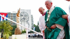 El Papa expresó su cercanía con el pueblo cubano "en estos momentos difíciles"