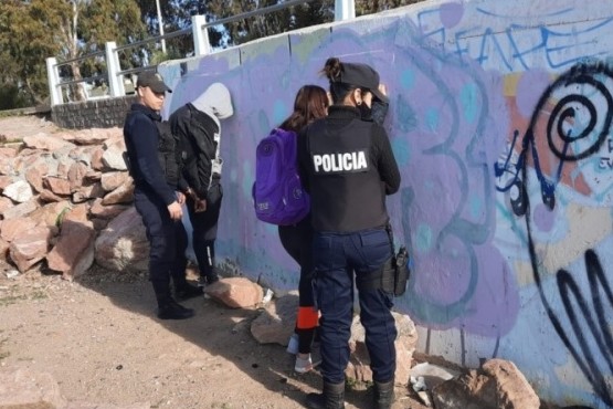 Una pareja fue detenida luego de cometer un robo en Trelew. (Foto: Diario Jornada)