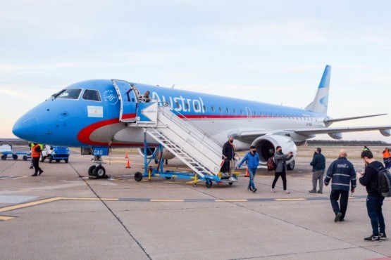 Gustavo Sastre anunció que a partir de octubre Aerolíneas Argentinas duplicará la frecuencia de vuelos 