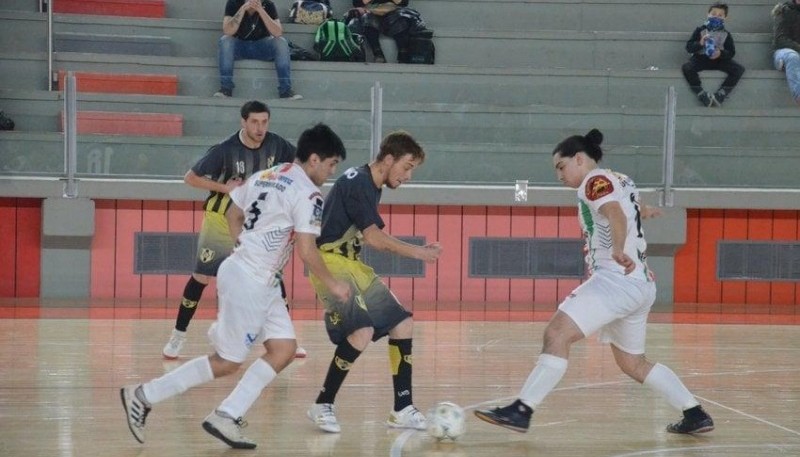 Se jugó la undécima fecha del Torneo de Primera B de la Liga Municipal de Futsal de El Calafate.