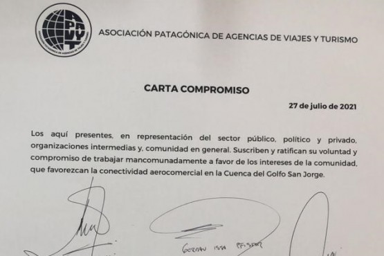 Acta firma por los asistentes el cónclave.