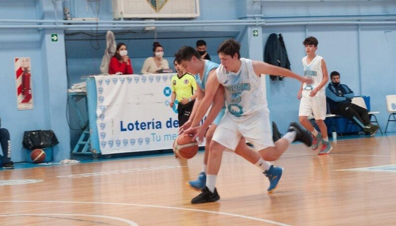 Los partidos comenzarán un rato antes del mediodía. 