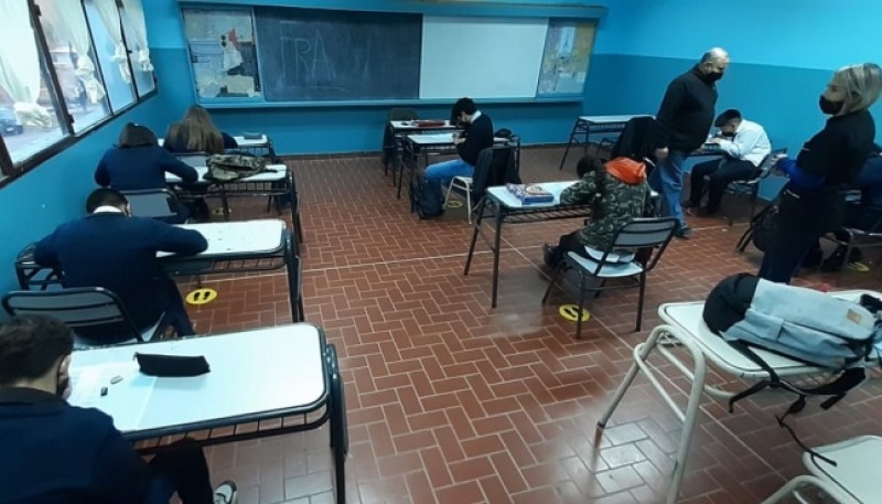 Después de más de un año y medio, los estudiantes de Río Gallegos volverán a pisar su escuela.
