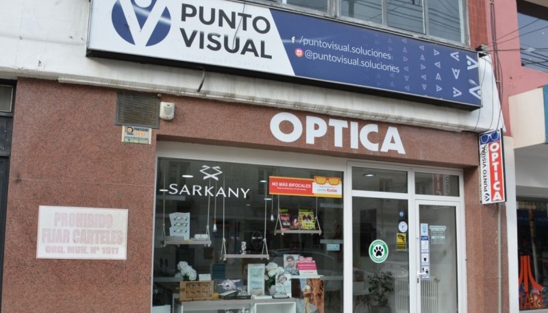 Punto Visual está en calle Fagnano 20.