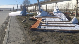 Caos en Río Gallegos: voladuras de techo, caídas de poste y temporal de viento
