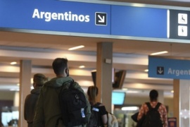 Vuelven a habilitar el trámite para el ingreso de extranjeros familiares de argentinos