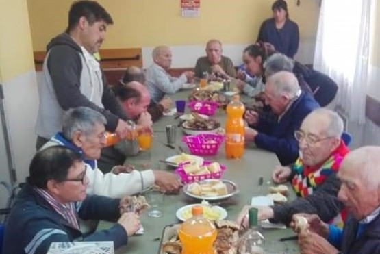 El Hogar se encuentra en condiciones y puede dar respuesta a la necesidad de la población residente. 