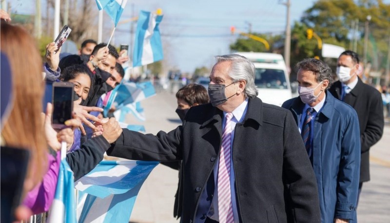 Alberto dejó inauguradas obras para todo el país.