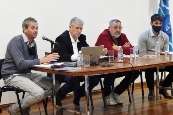 Nicolás Cittadini informó a los diputados acerca de la necesidad de aprobar la emergencia hídrica