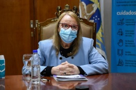 Alicia Kirchner anunció el pago del aguinaldo a la Administración Pública