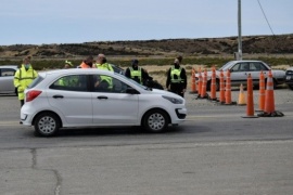 21 nuevos casos de COVID-19 en Santa Cruz: 4 fueron detectados en Chimen Aike y 1 en Ramón Santos