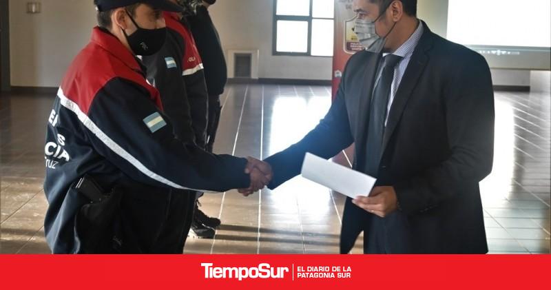 Bomberos participaron del primer curso en el Centro de Entrenamiento y Doctrina Policial - Vimarsana News
