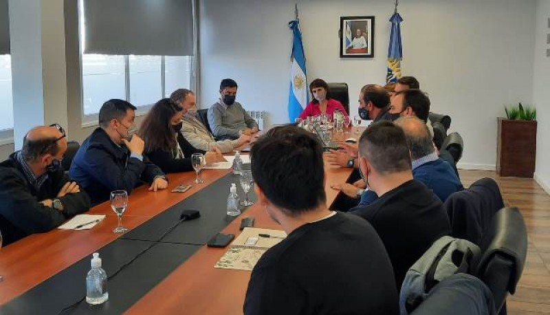 Guillermo Polke presente en la mesa de trabajo en Producción. 