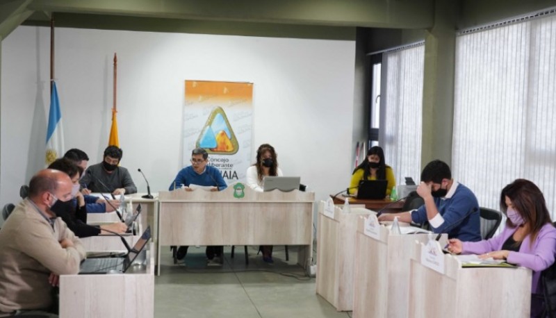 La Carta Orgánica Municipal de Ushuaia incorporó al Concejo Deliberante la “Comisión de Información y Debate Ciudadano”.
