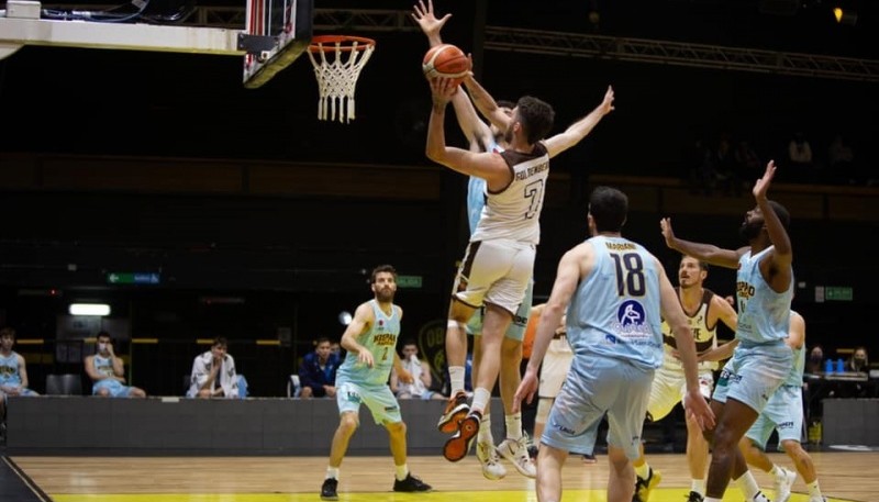 Hispano no logra ganar en el torneo.