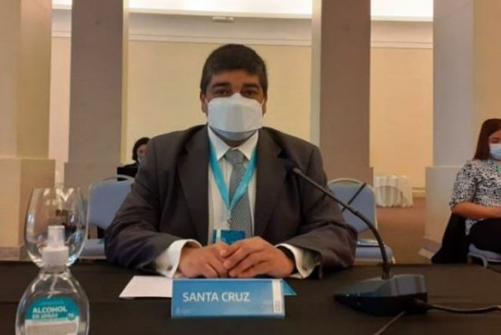 Claudio García, ministro de Salud de Santa Cruz.